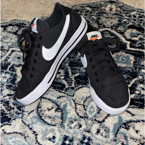 Black Nike Canvas - Picture 9 of 10